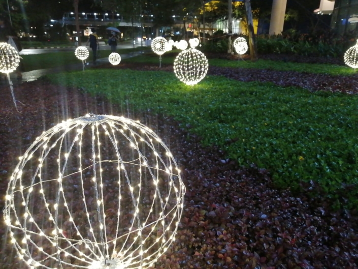 Starled Technology Lighting Solutions Outdoor Lighting Lighted Foldable Ball Foldable Ball Ornaments Festive Lighting Commercial Lighting Fixtures